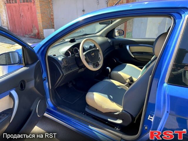 Синий Шевроле Авео, объемом двигателя 1.5 л и пробегом 135 тыс. км за 4700 $, фото 5 на Automoto.ua