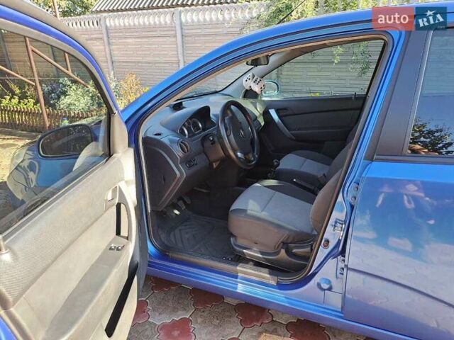 Синий Шевроле Авео, объемом двигателя 0 л и пробегом 74 тыс. км за 4500 $, фото 3 на Automoto.ua