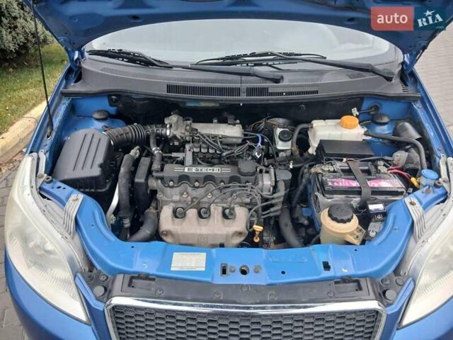 Синій Шевроле Авео, об'ємом двигуна 1.5 л та пробігом 179 тис. км за 4599 $, фото 22 на Automoto.ua