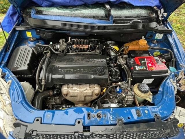 Синий Шевроле Авео, объемом двигателя 0 л и пробегом 230 тыс. км за 1700 $, фото 2 на Automoto.ua