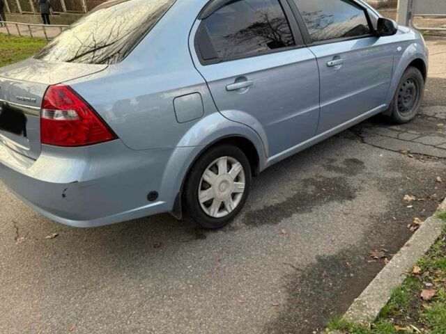 Синій Шевроле Авео, об'ємом двигуна 1.6 л та пробігом 230 тис. км за 4000 $, фото 2 на Automoto.ua