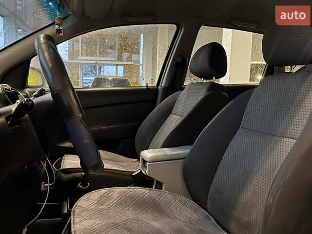 Синий Шевроле Авео, объемом двигателя 1.5 л и пробегом 217 тыс. км за 3999 $, фото 8 на Automoto.ua