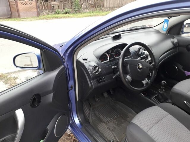 Синий Шевроле Авео, объемом двигателя 1.5 л и пробегом 70 тыс. км за 5000 $, фото 6 на Automoto.ua