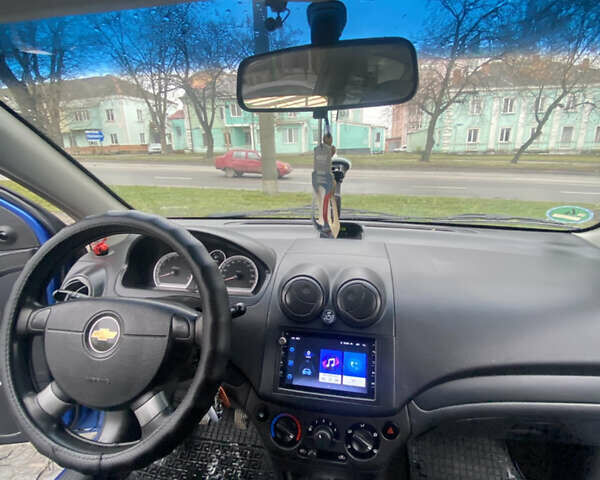 Синий Шевроле Авео, объемом двигателя 1.21 л и пробегом 262 тыс. км за 3500 $, фото 10 на Automoto.ua