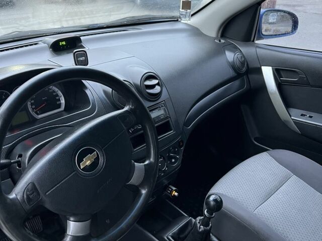 Синій Шевроле Авео, об'ємом двигуна 1.5 л та пробігом 193 тис. км за 3500 $, фото 11 на Automoto.ua