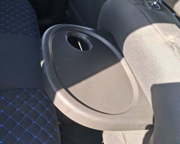 Синий Шевроле Авео, объемом двигателя 1.4 л и пробегом 125 тыс. км за 5500 $, фото 12 на Automoto.ua