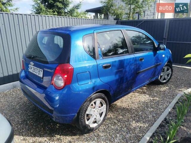 Синій Шевроле Авео, об'ємом двигуна 1.5 л та пробігом 130 тис. км за 4500 $, фото 1 на Automoto.ua