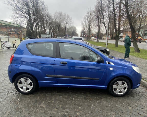 Синий Шевроле Авео, объемом двигателя 1.21 л и пробегом 262 тыс. км за 3500 $, фото 2 на Automoto.ua
