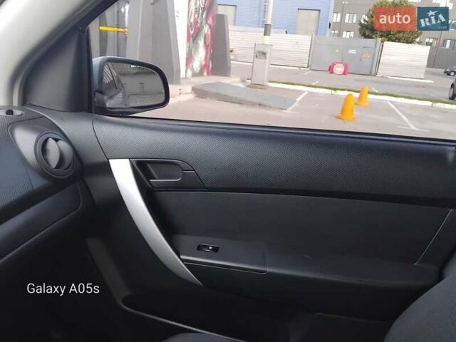 Шевроле Авео 2011 в Киеве на Automoto.ua Синий Шевроле Авео, объемом двигателя 1.5 л и пробегом 115 тыс. км за 4800 $, фото 14 на Automoto.ua