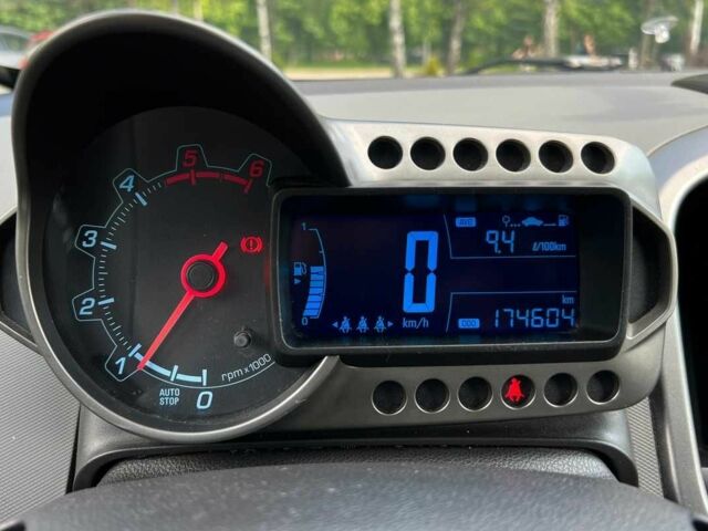Синій Шевроле Авео, об'ємом двигуна 1.2 л та пробігом 175 тис. км за 5900 $, фото 16 на Automoto.ua