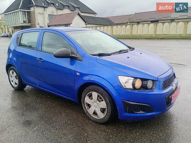 Синій Шевроле Авео, об'ємом двигуна 1.2 л та пробігом 248 тис. км за 5300 $, фото 12 на Automoto.ua