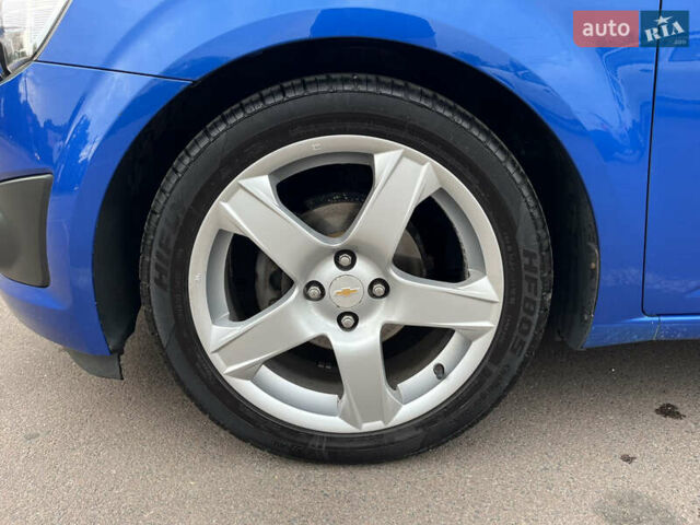 Синій Шевроле Авео, об'ємом двигуна 1.4 л та пробігом 160 тис. км за 6500 $, фото 51 на Automoto.ua