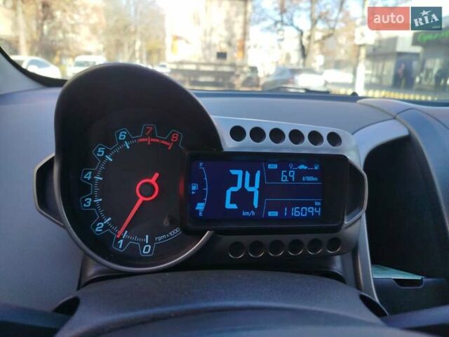 Синий Шевроле Авео, объемом двигателя 1.6 л и пробегом 116 тыс. км за 5900 $, фото 63 на Automoto.ua