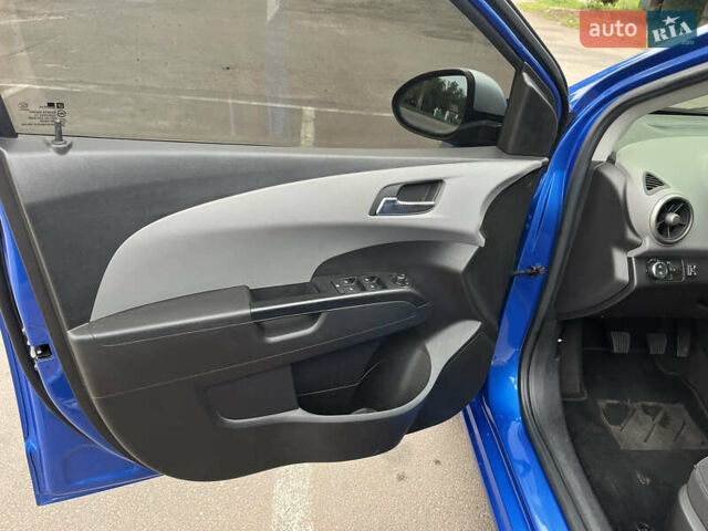 Синий Шевроле Авео, объемом двигателя 1.4 л и пробегом 160 тыс. км за 6500 $, фото 26 на Automoto.ua