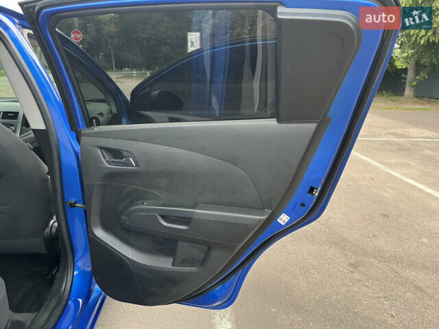 Синій Шевроле Авео, об'ємом двигуна 1.4 л та пробігом 160 тис. км за 6500 $, фото 49 на Automoto.ua