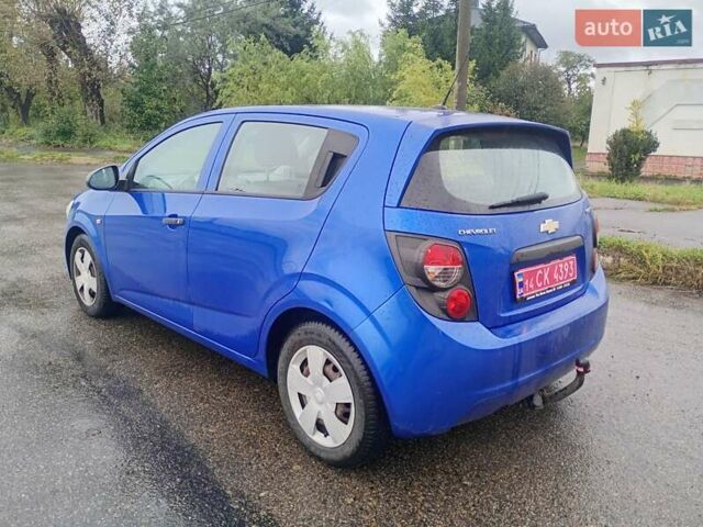 Синій Шевроле Авео, об'ємом двигуна 1.2 л та пробігом 248 тис. км за 5300 $, фото 9 на Automoto.ua