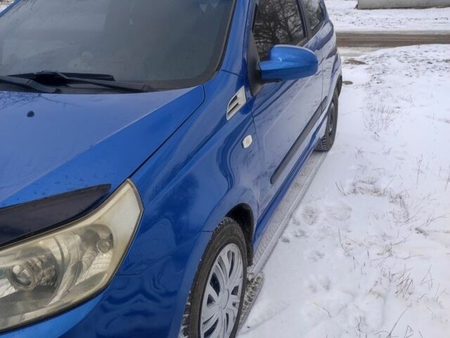 Синий Шевроле Авео, объемом двигателя 1.5 л и пробегом 188 тыс. км за 4500 $, фото 4 на Automoto.ua
