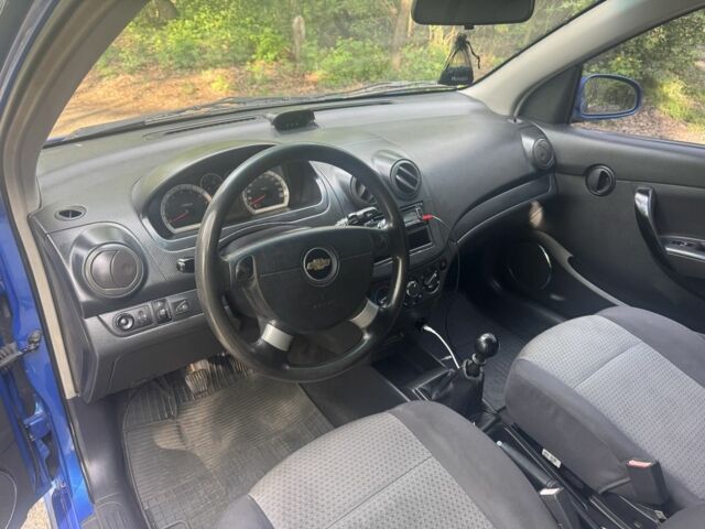 Синій Шевроле Авео, об'ємом двигуна 1.5 л та пробігом 186 тис. км за 3700 $, фото 6 на Automoto.ua