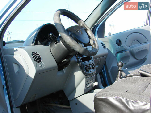 Синий Шевроле Авео, объемом двигателя 1.5 л и пробегом 173 тыс. км за 3300 $, фото 13 на Automoto.ua