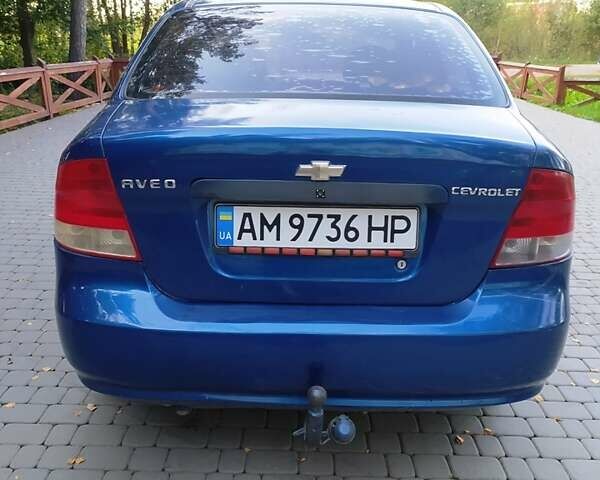 Синий Шевроле Авео, объемом двигателя 1.5 л и пробегом 225 тыс. км за 2750 $, фото 3 на Automoto.ua