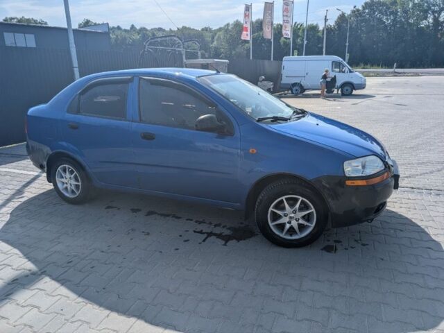 Синий Шевроле Авео, объемом двигателя 1.5 л и пробегом 194 тыс. км за 2300 $, фото 2 на Automoto.ua