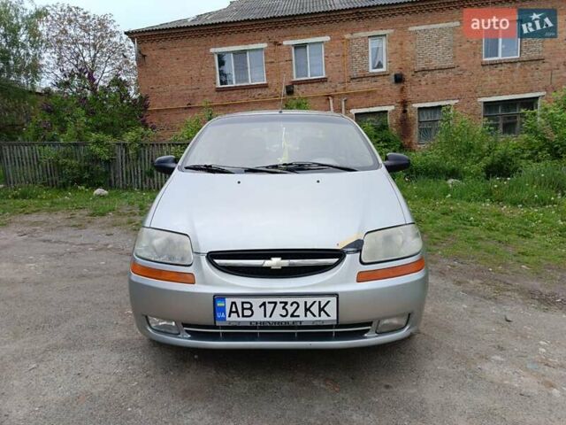 Синий Шевроле Авео, объемом двигателя 1.5 л и пробегом 317 тыс. км за 2650 $, фото 1 на Automoto.ua