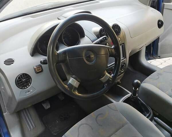 Синий Шевроле Авео, объемом двигателя 1.5 л и пробегом 225 тыс. км за 2750 $, фото 9 на Automoto.ua