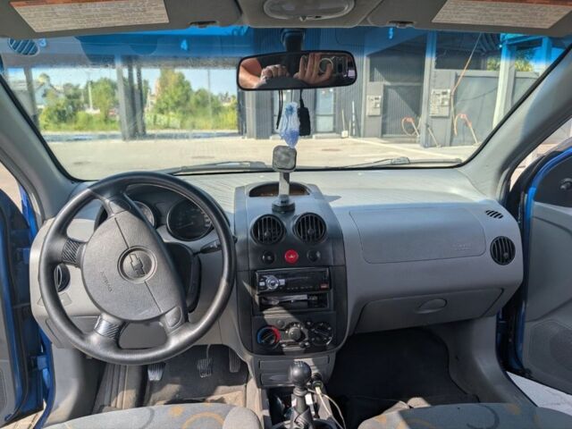 Синий Шевроле Авео, объемом двигателя 1.5 л и пробегом 194 тыс. км за 2300 $, фото 4 на Automoto.ua