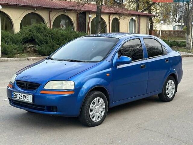 Синий Шевроле Авео, объемом двигателя 1.5 л и пробегом 250 тыс. км за 2600 $, фото 2 на Automoto.ua
