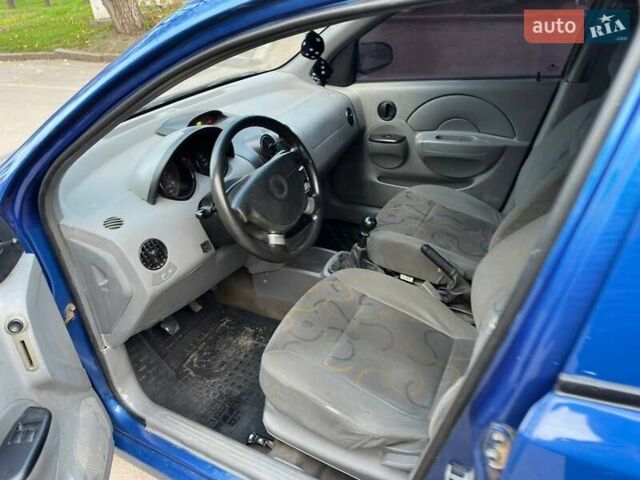 Синий Шевроле Авео, объемом двигателя 1.5 л и пробегом 250 тыс. км за 2600 $, фото 13 на Automoto.ua
