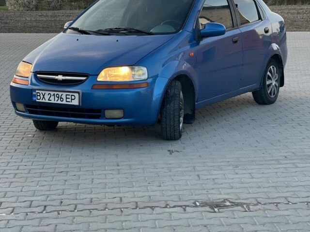 Синий Шевроле Авео, объемом двигателя 1.5 л и пробегом 200 тыс. км за 999 $, фото 2 на Automoto.ua