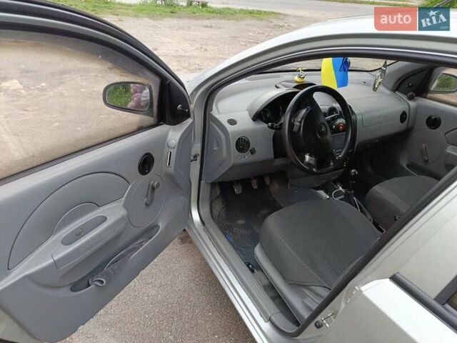 Синий Шевроле Авео, объемом двигателя 1.5 л и пробегом 317 тыс. км за 2650 $, фото 6 на Automoto.ua
