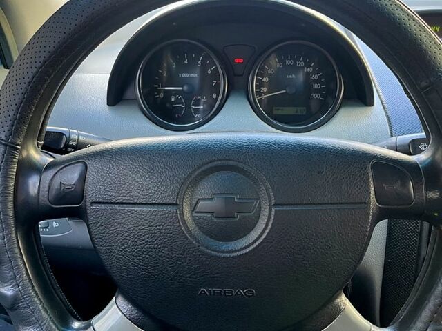 Синій Шевроле Авео, об'ємом двигуна 1.5 л та пробігом 270 тис. км за 2500 $, фото 11 на Automoto.ua