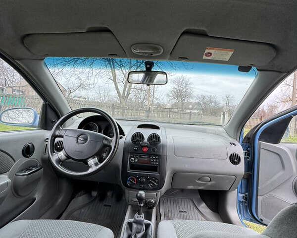 Синий Шевроле Авео, объемом двигателя 1.5 л и пробегом 263 тыс. км за 2350 $, фото 28 на Automoto.ua