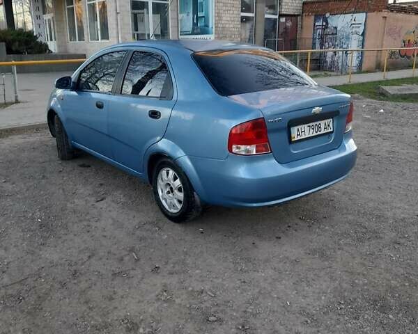 Синий Шевроле Авео, объемом двигателя 1.5 л и пробегом 320 тыс. км за 2700 $, фото 2 на Automoto.ua