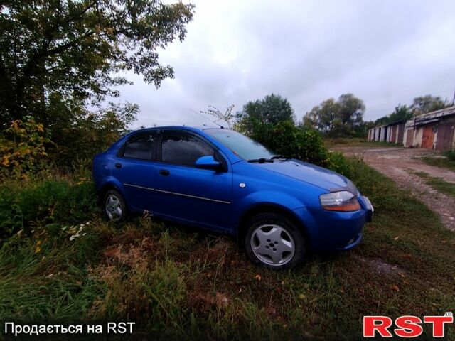 Синий Шевроле Авео, объемом двигателя 1.5 л и пробегом 235 тыс. км за 2000 $, фото 3 на Automoto.ua