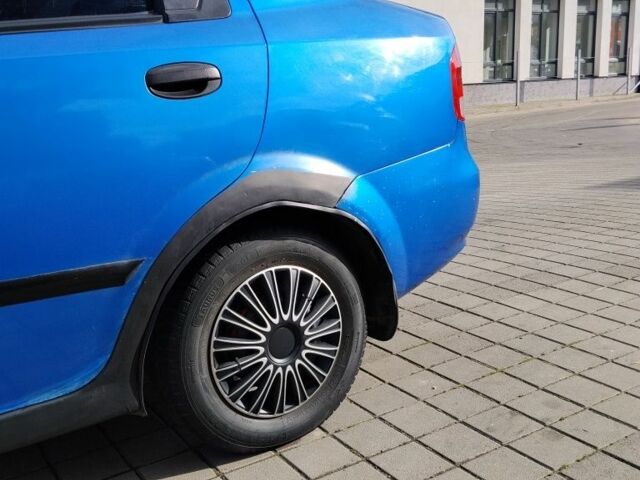 Синій Шевроле Авео, об'ємом двигуна 1.5 л та пробігом 180 тис. км за 1600 $, фото 10 на Automoto.ua