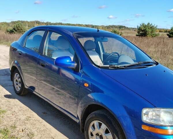 Шевроле Авео 2005 в Житомире на Automoto.ua Синий Шевроле Авео, объемом двигателя 1.5 л и пробегом 152 тыс. км за 4300 $, фото 7 на Automoto.ua
