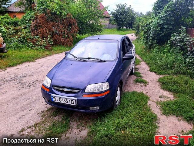 Синій Шевроле Авео, об'ємом двигуна 1.5 л та пробігом 300 тис. км за 1800 $, фото 2 на Automoto.ua