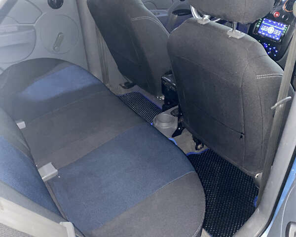 Синий Шевроле Авео, объемом двигателя 1.5 л и пробегом 380 тыс. км за 2300 $, фото 10 на Automoto.ua