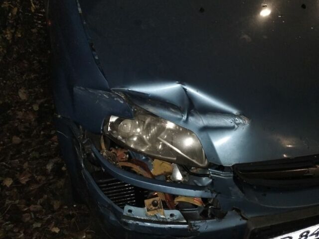 Синий Шевроле Авео, объемом двигателя 1.5 л и пробегом 260 тыс. км за 2800 $, фото 1 на Automoto.ua