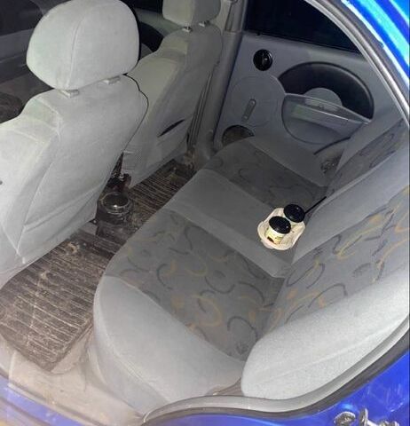 Синий Шевроле Авео, объемом двигателя 1.5 л и пробегом 170 тыс. км за 1200 $, фото 10 на Automoto.ua