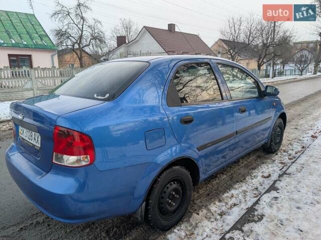 Синий Шевроле Авео, объемом двигателя 1.5 л и пробегом 326 тыс. км за 2250 $, фото 6 на Automoto.ua
