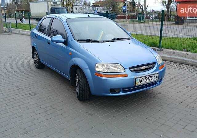 Синий Шевроле Авео, объемом двигателя 1.5 л и пробегом 173 тыс. км за 2850 $, фото 3 на Automoto.ua