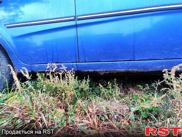 Синий Шевроле Авео, объемом двигателя 1.5 л и пробегом 235 тыс. км за 2000 $, фото 2 на Automoto.ua