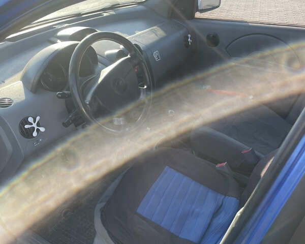 Синій Шевроле Авео, об'ємом двигуна 1.5 л та пробігом 319 тис. км за 1800 $, фото 5 на Automoto.ua