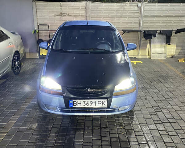 Синий Шевроле Авео, объемом двигателя 1.5 л и пробегом 380 тыс. км за 2300 $, фото 1 на Automoto.ua