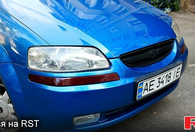 Синий Шевроле Авео, объемом двигателя 1.5 л и пробегом 305 тыс. км за 2750 $, фото 1 на Automoto.ua