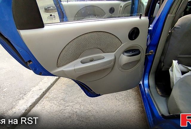 Синий Шевроле Авео, объемом двигателя 1.5 л и пробегом 305 тыс. км за 2750 $, фото 10 на Automoto.ua