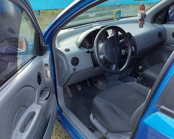Синій Шевроле Авео, об'ємом двигуна 1.5 л та пробігом 200 тис. км за 3100 $, фото 1 на Automoto.ua